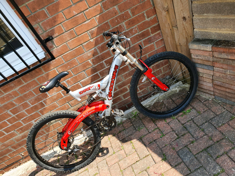 shockwave dirt 4 mountain bike
